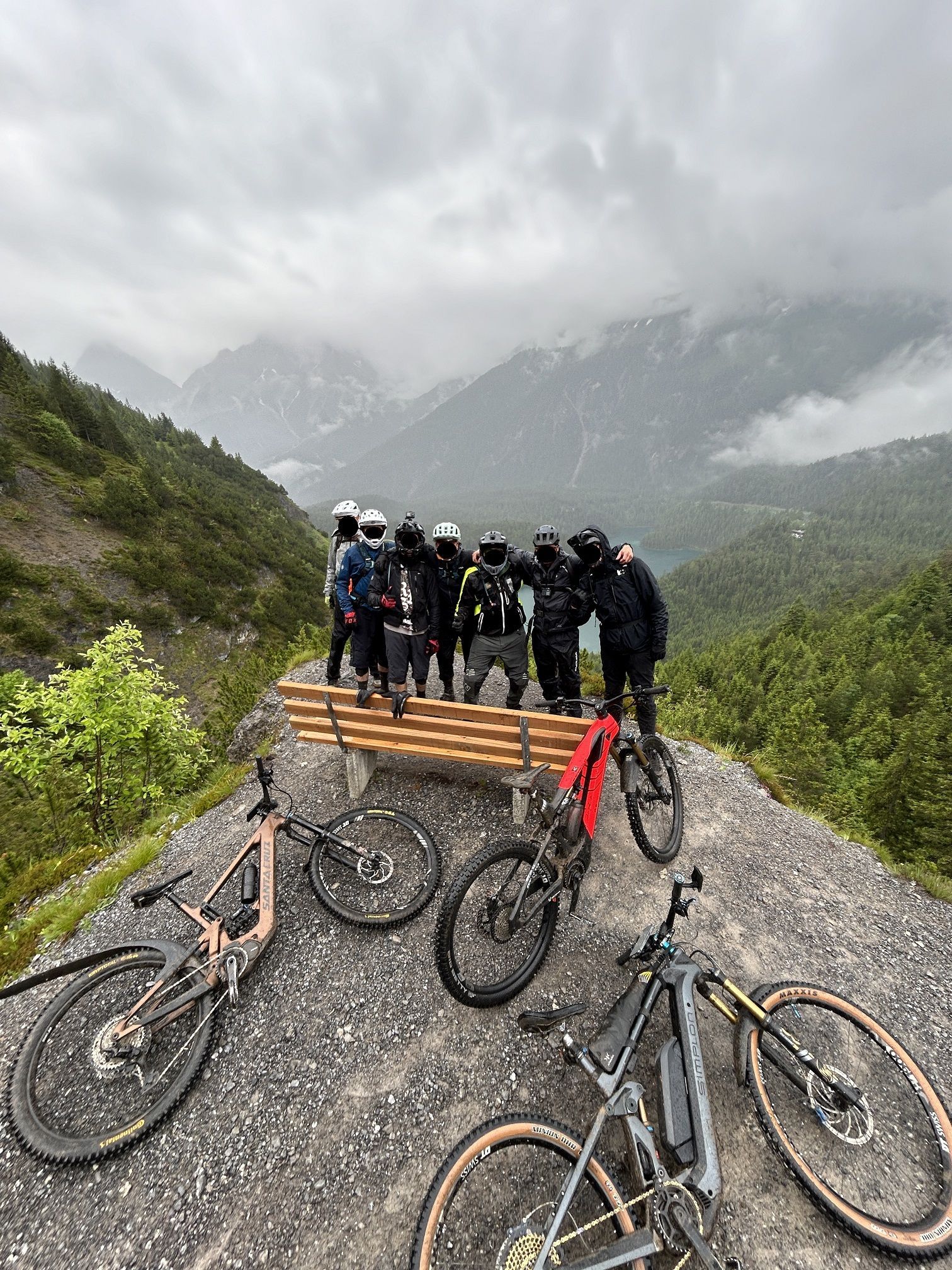 Das Ende des Blindseetails mit Blick auf den Blind verfremdetsee kleiner.jpg