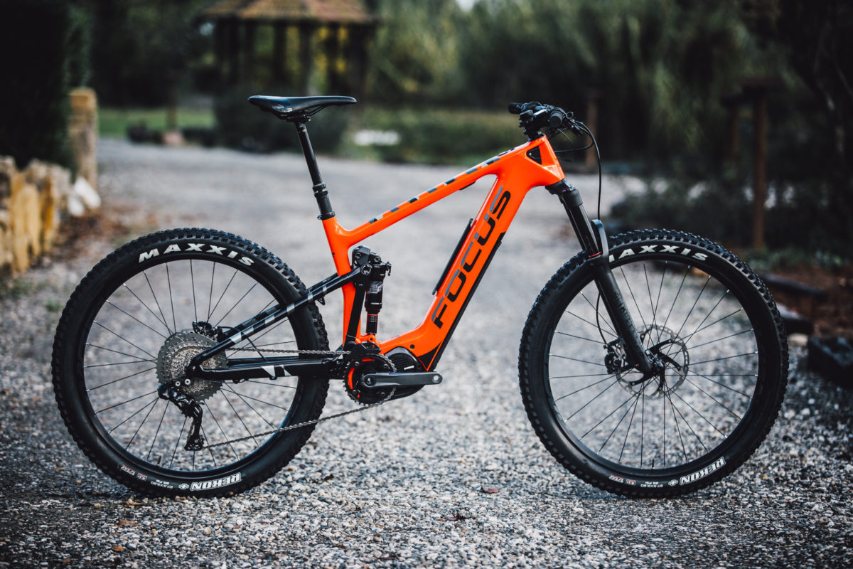 Focus JAM² C: das E-Trailbike gibt es ab 2018 auch mit Carbonrahmen