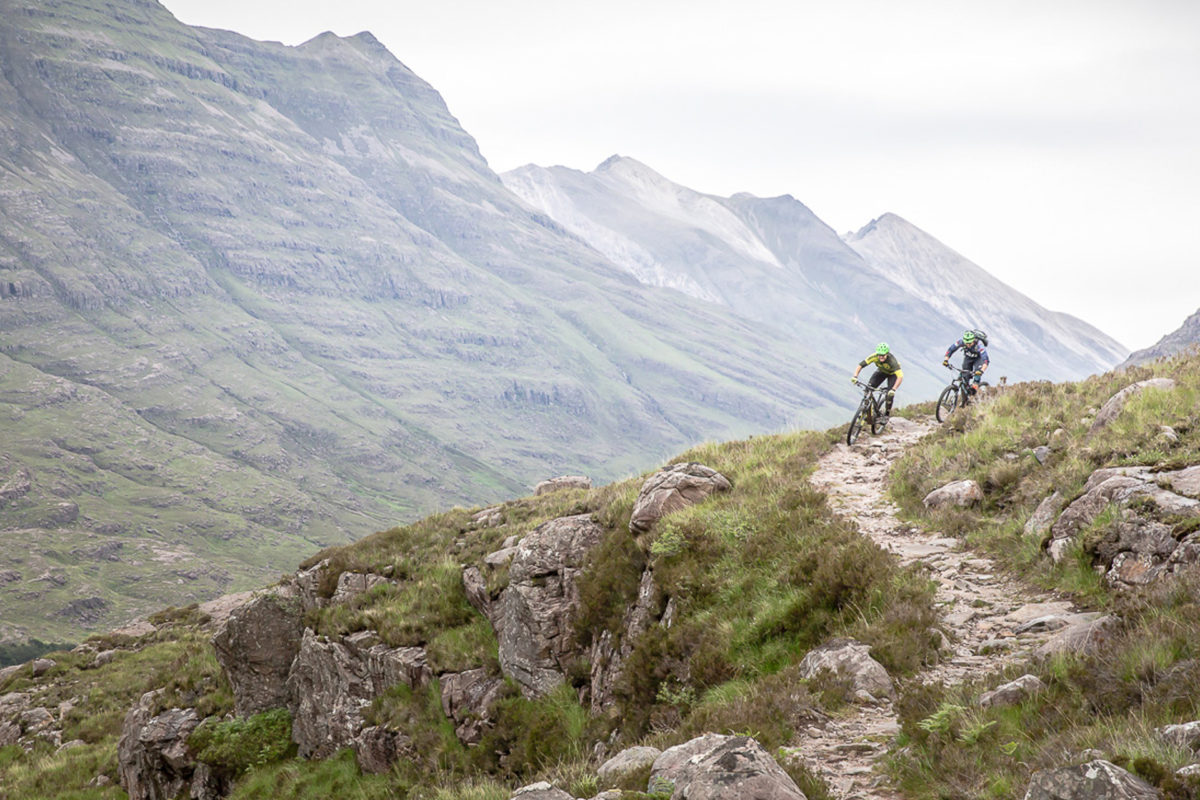 Travelstory: Schottland mit dem E-MTB: Dudelsack, Kilt, Whisky – unterwegs in den schottischen Highlands