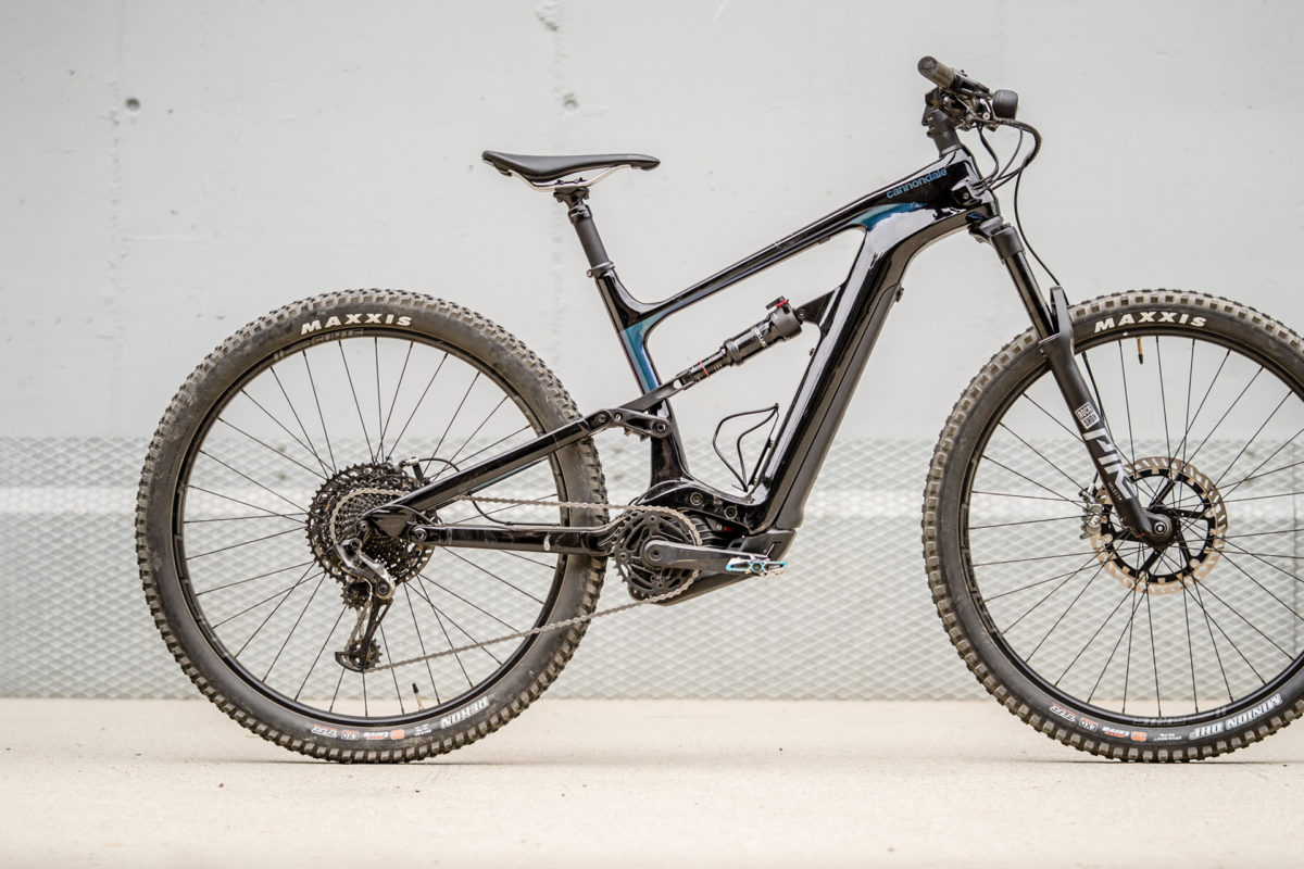 Cannondale Habit NEO im Test: Trailrakete mit straffem Fahrwerk