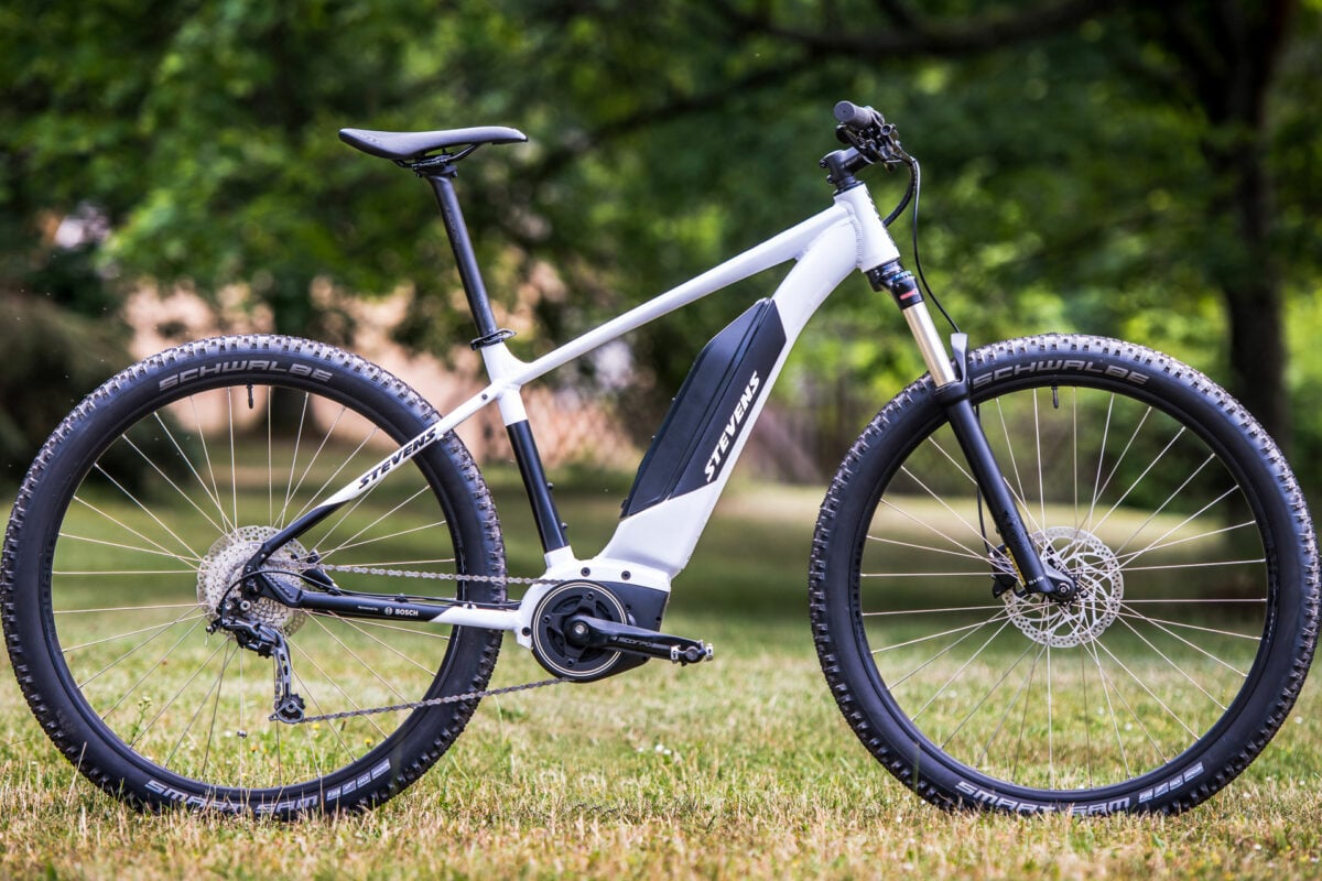 Stevens E-Tremalzo im Test: Einsteiger-E-Hardtail mit Trailbike-Geometrie