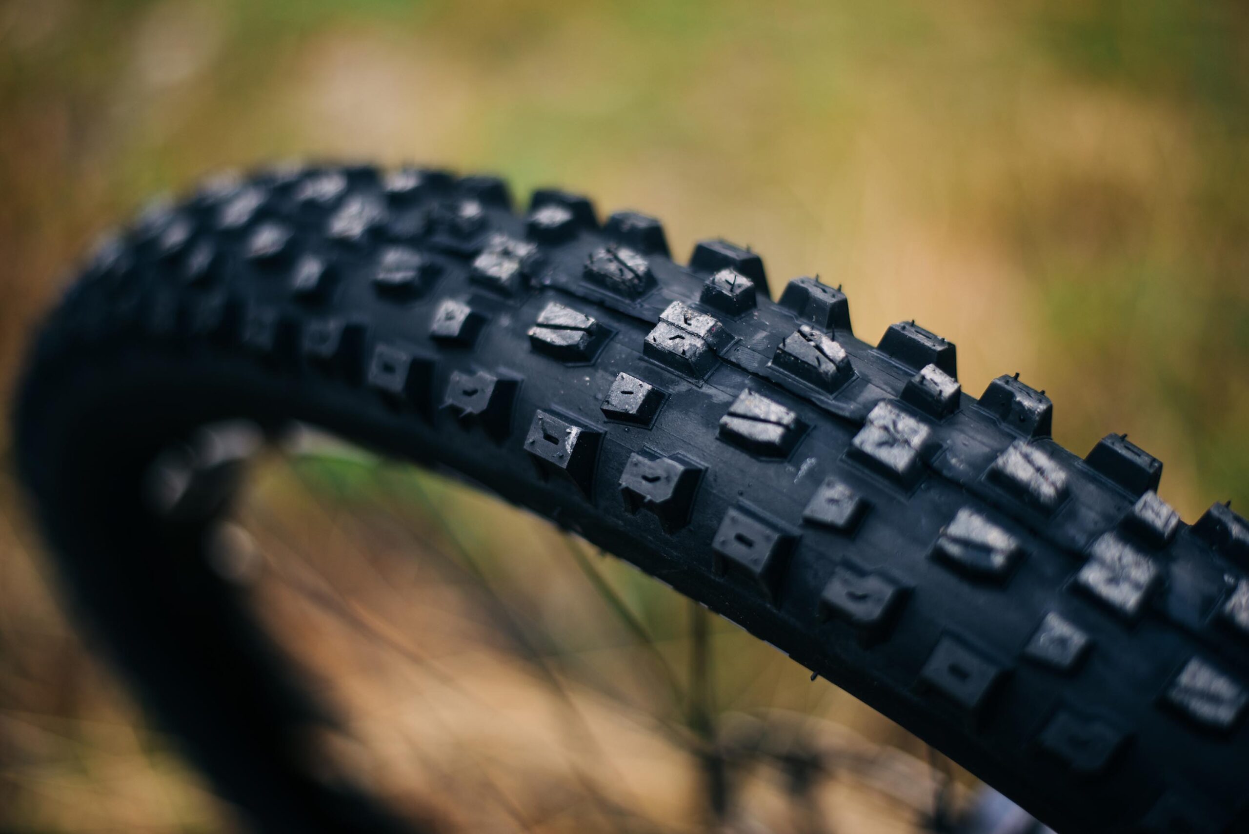 Delium Tires MTB-Reifen: Neues schwarzes Gold aus Indonesien