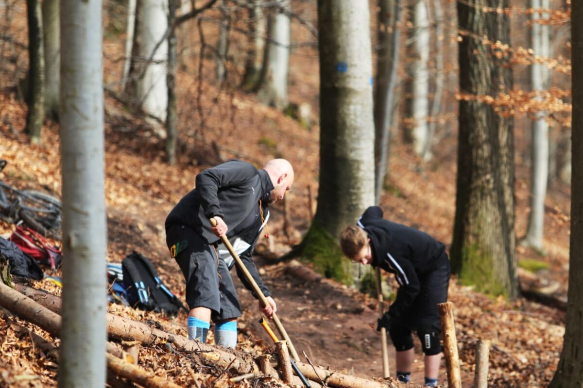 PayDirt fördert neue Projekte: 20.000 $ für Trailsurfers Baden-Württemberg