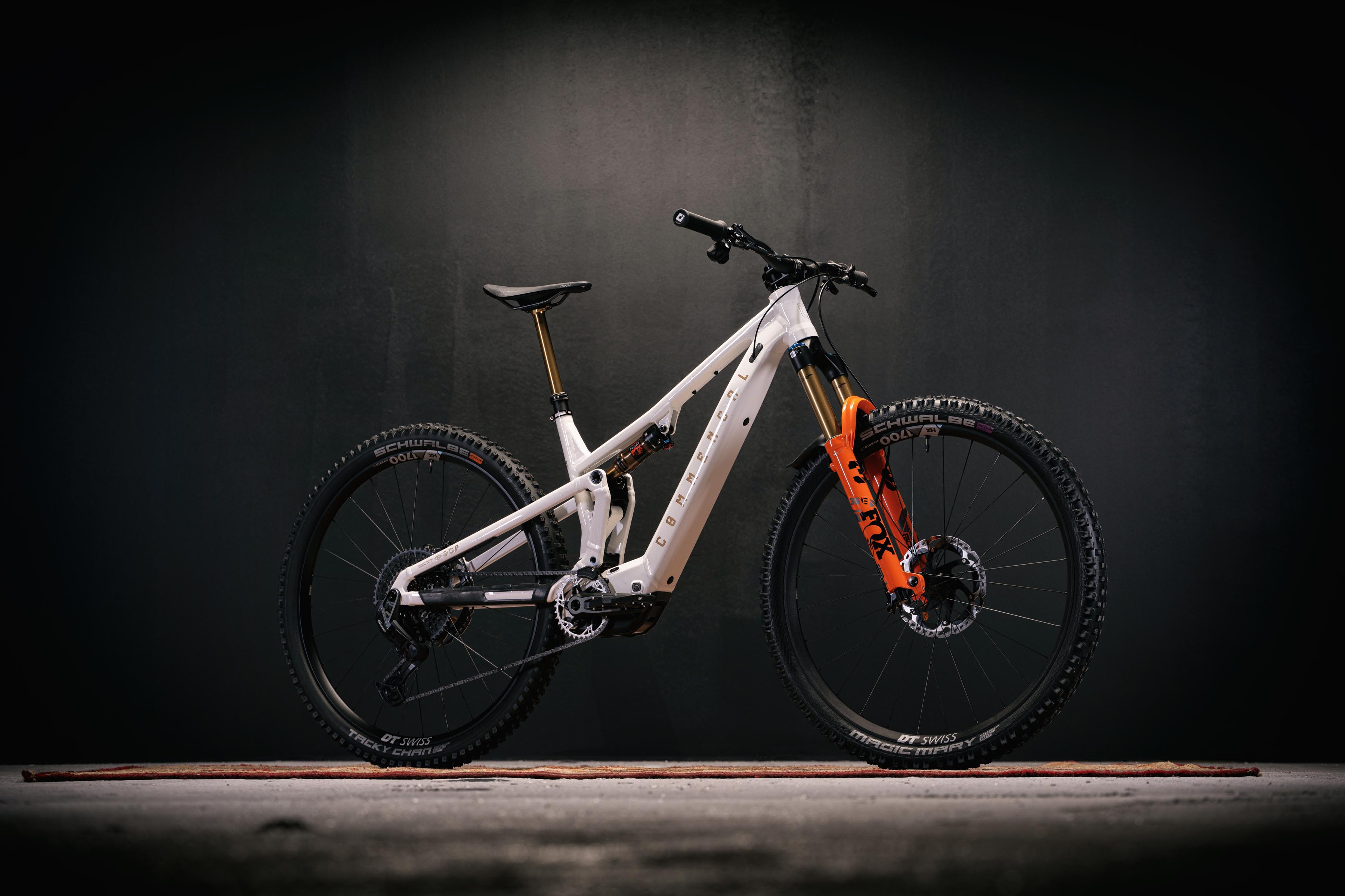 Neues Commencal Tempo Power 2025: Vielseitiges Trail-E-Bike mit Bosch SX-Motor