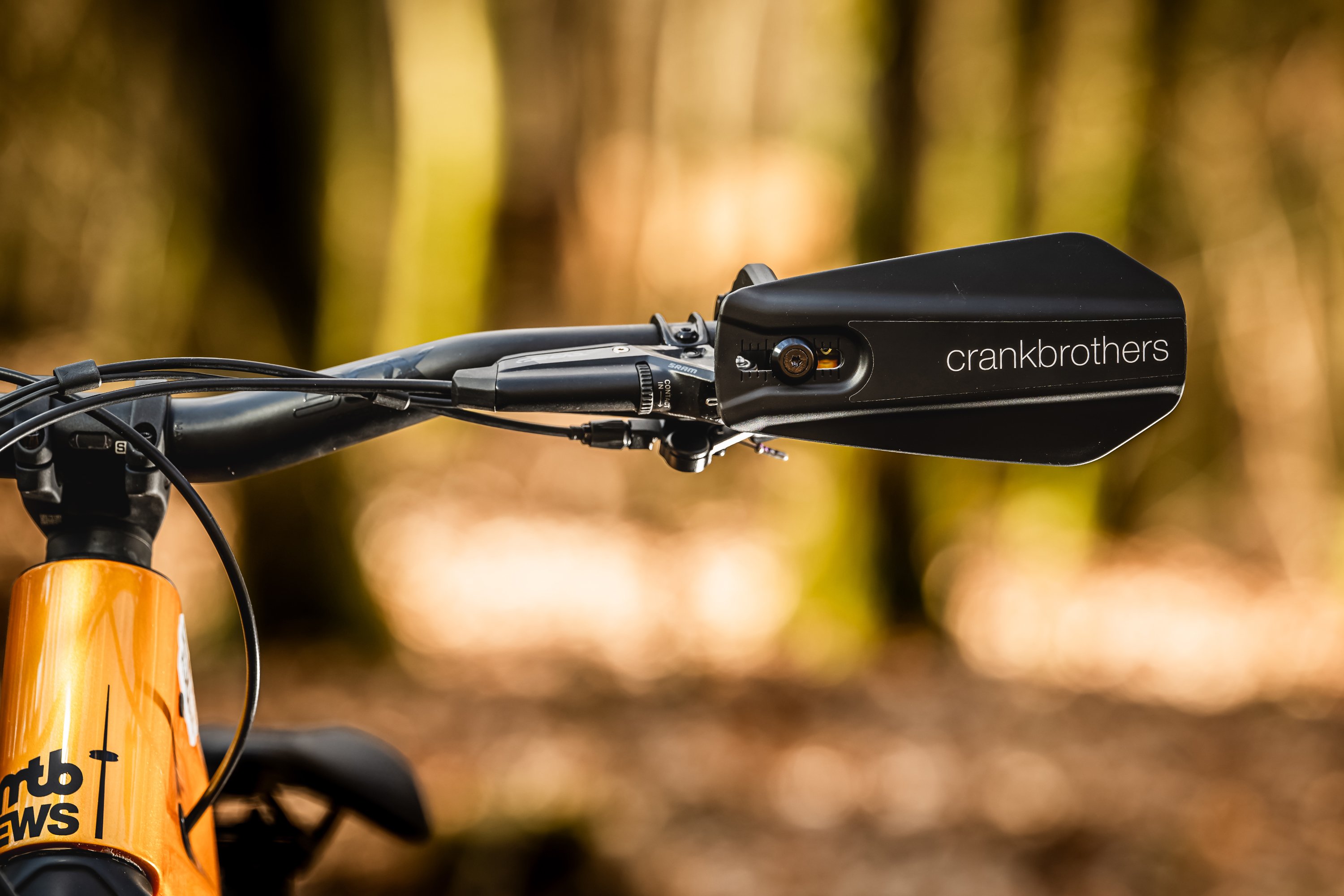 Neue Crankbrothers Guardian Handguards: Flexibler Fingerschutz für den Trail